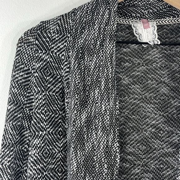 Mauve Black White Open Front Ruched Sleeve Cardigan Sweater Womens Size M - Picture 4 of 7